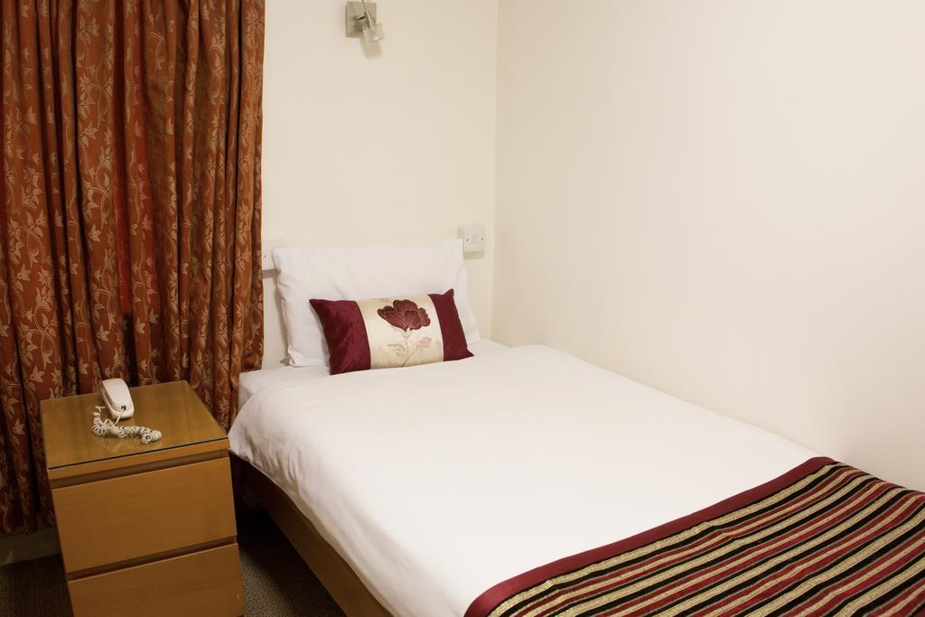 Westpoint Hotel London Exterior photo